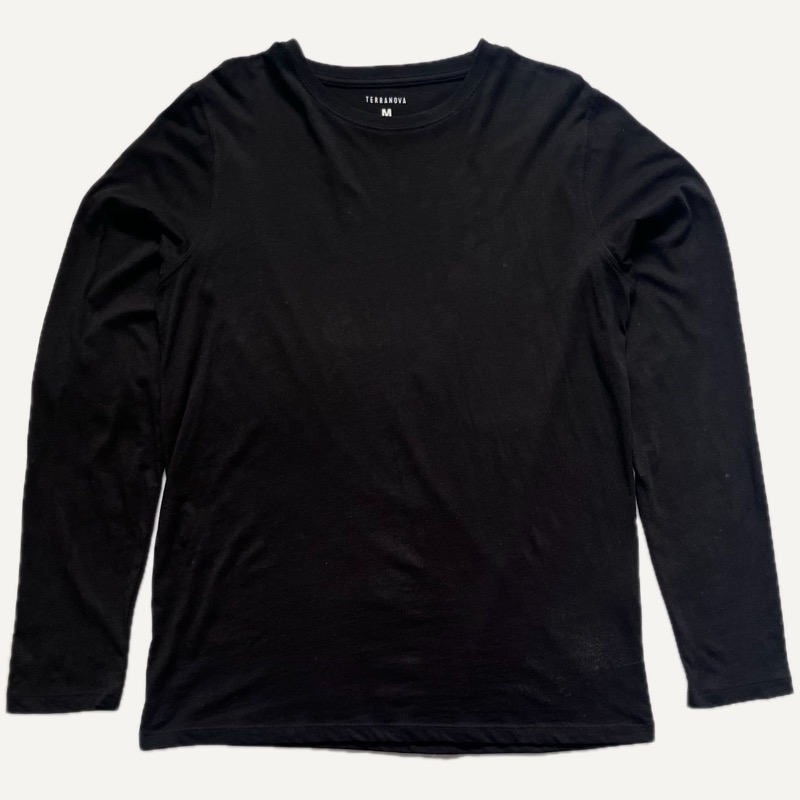Black Longsleeve