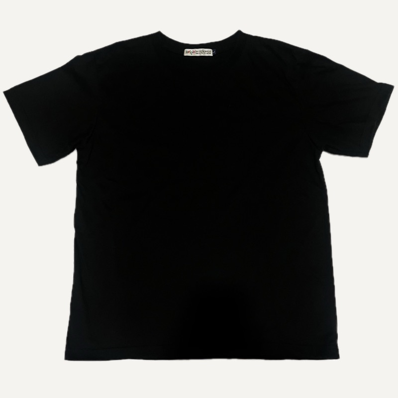 Black Tee