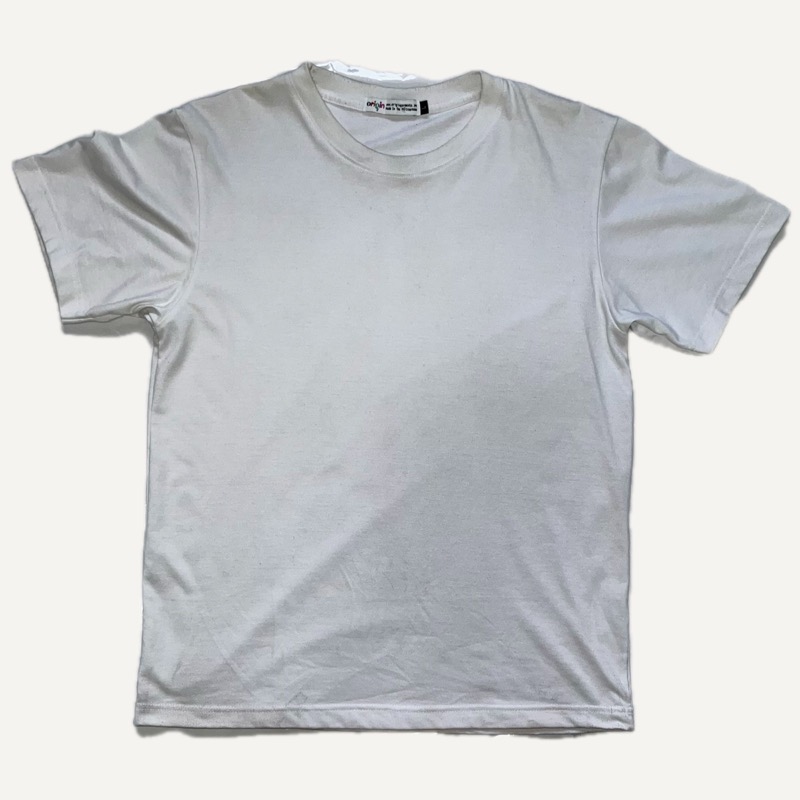 White tee